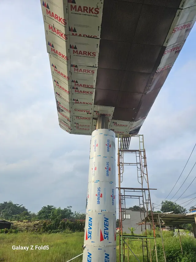Dokumentasi pekerjaan fasad dan konstruksi PT AKA — foto 13