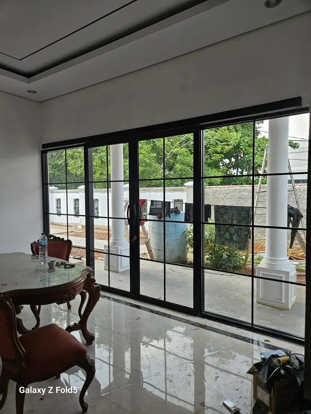 Dokumentasi pekerjaan fasad dan konstruksi PT AKA — foto 38