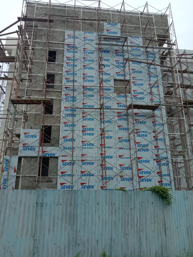 Dokumentasi pekerjaan fasad dan konstruksi PT AKA — foto 57